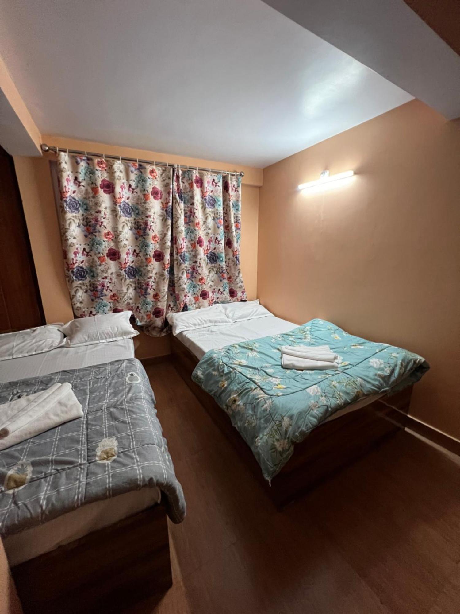 Hotel Hill Top Darjeeling  Exterior photo