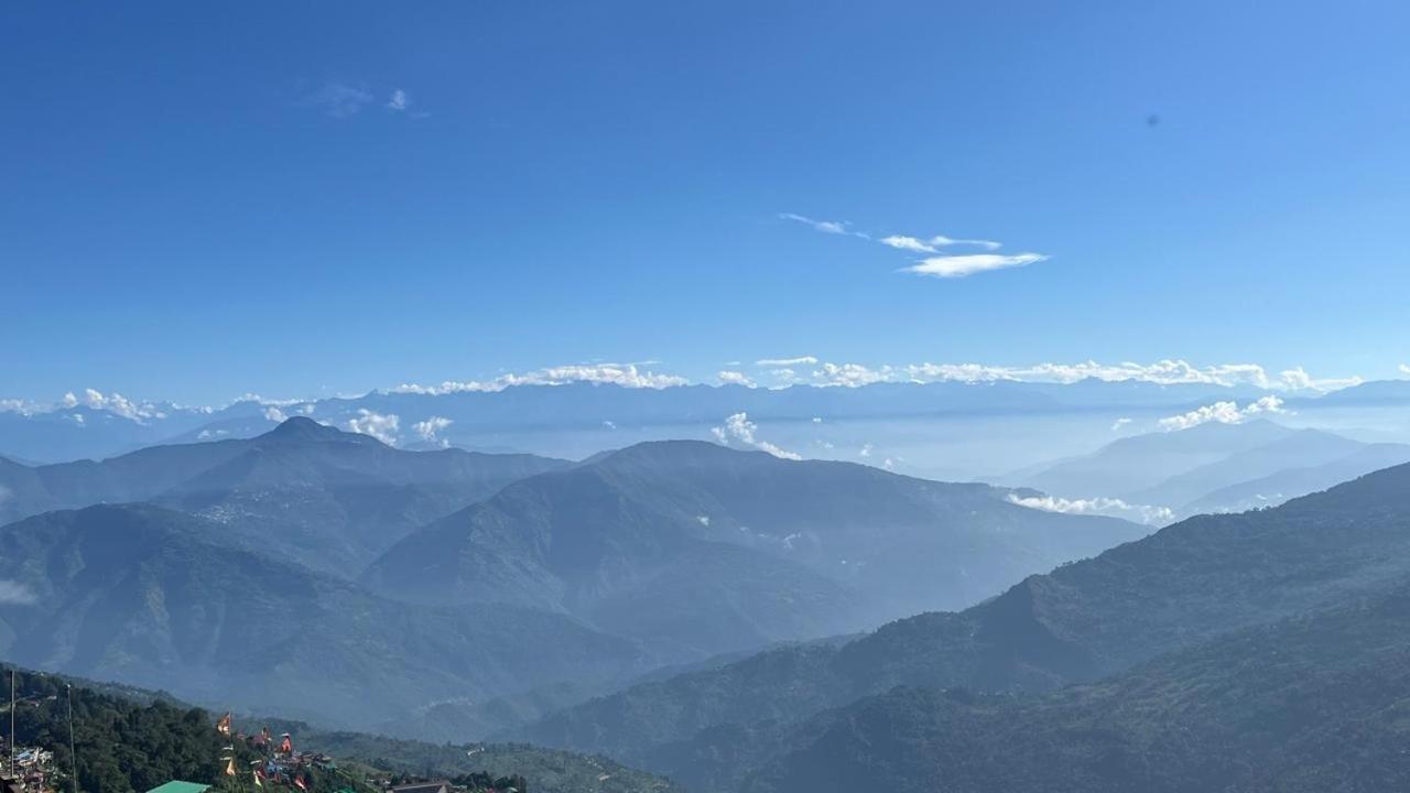 Hotel Hill Top Darjeeling  Exterior photo
